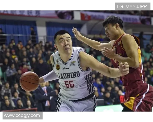 韩德君的篮球之路:从青涩少年到CBA传奇的奋斗历程与荣耀时刻